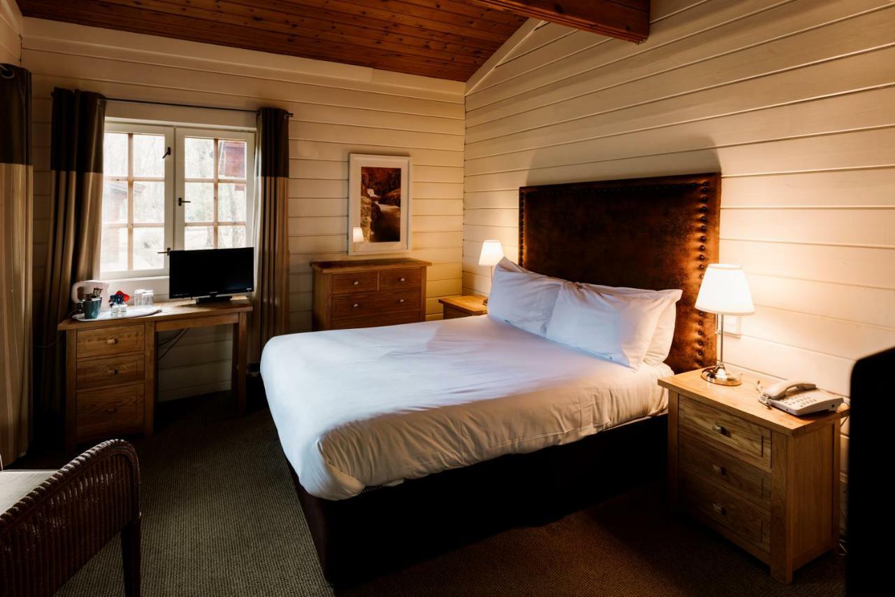 Chevin Country Park Hotel & Spa 오틀리 외부 사진